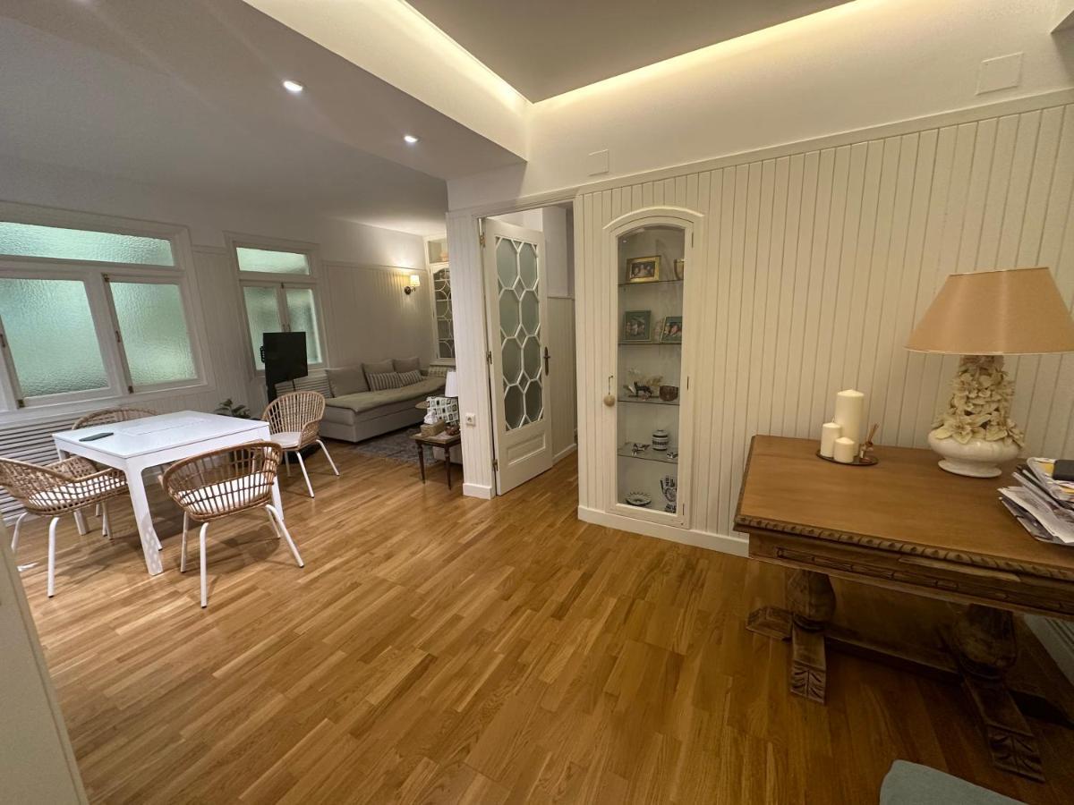 Oktheway Opera Apartment A Coruna Luaran gambar